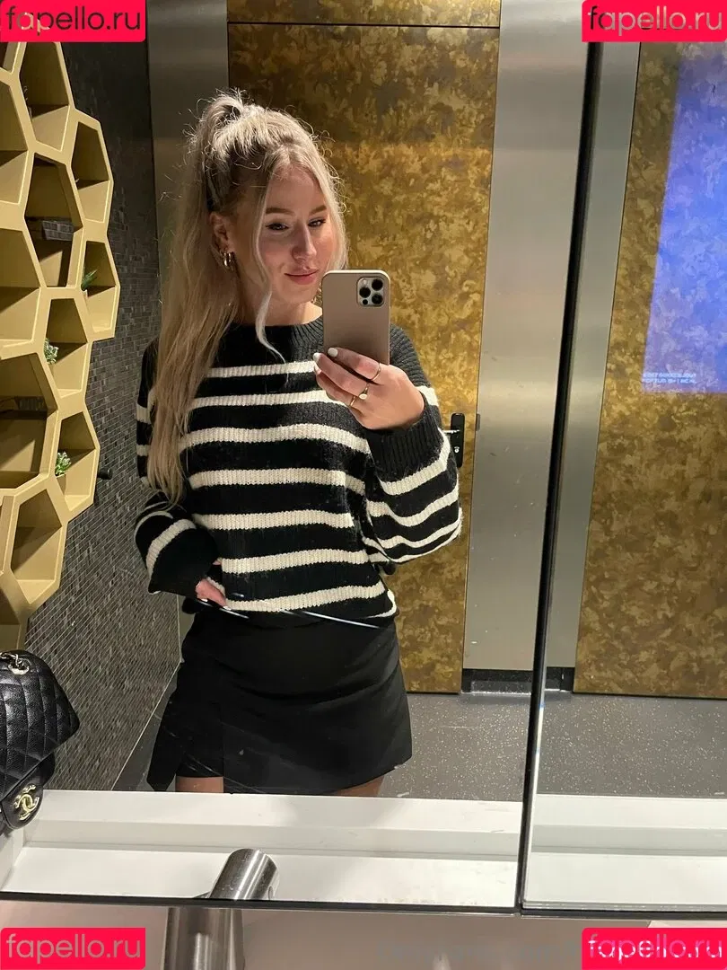 haylee_cb / hayleexfree Onlyfans Photo Gallery 