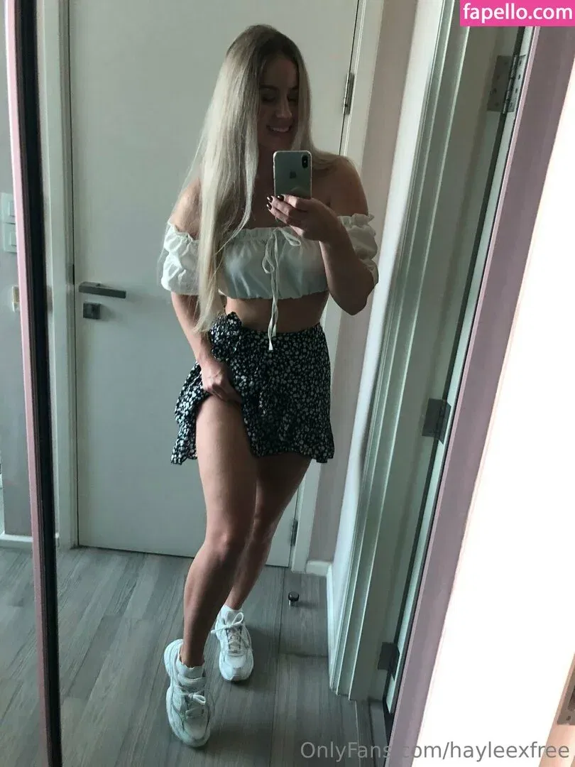 haylee_cb / hayleexfree Onlyfans Photo Gallery 