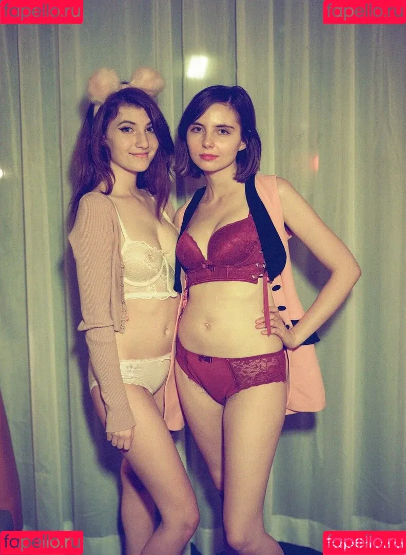 Elizabeth Reed / KawaiiiKitten / KawaiiiKitty / elizabethreed / hi_its_elizabeth_reed Onlyfans Photo Gallery 