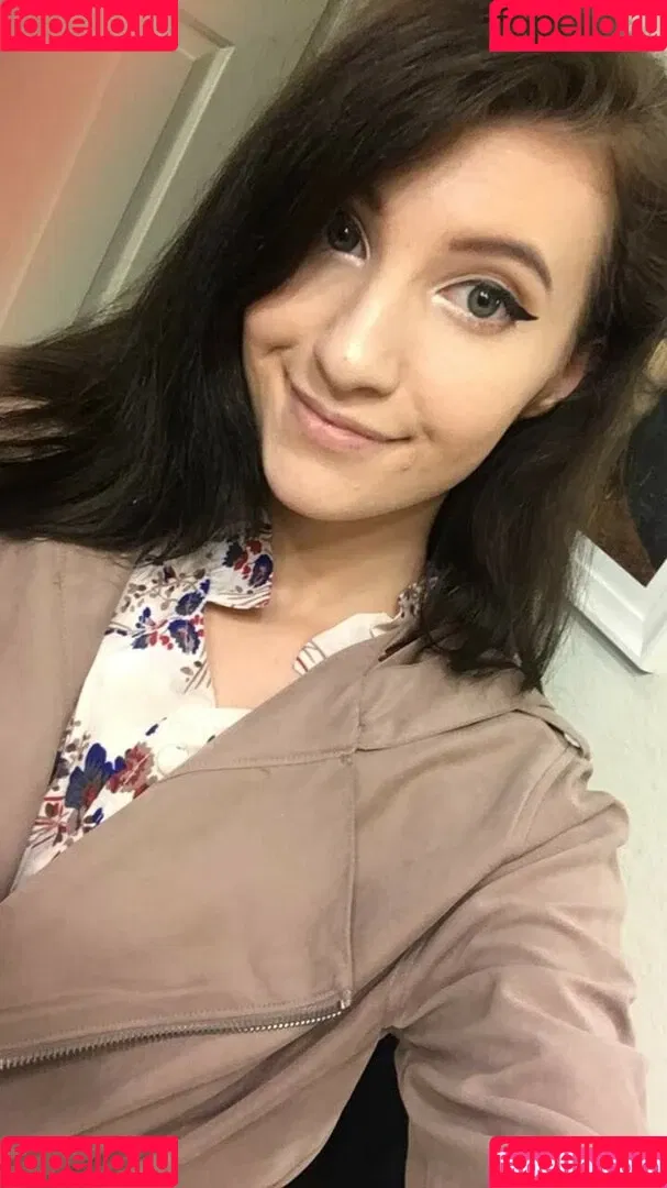Elizabeth Reed / KawaiiiKitten / KawaiiiKitty / elizabethreed / hi_its_elizabeth_reed Onlyfans Photo Gallery 