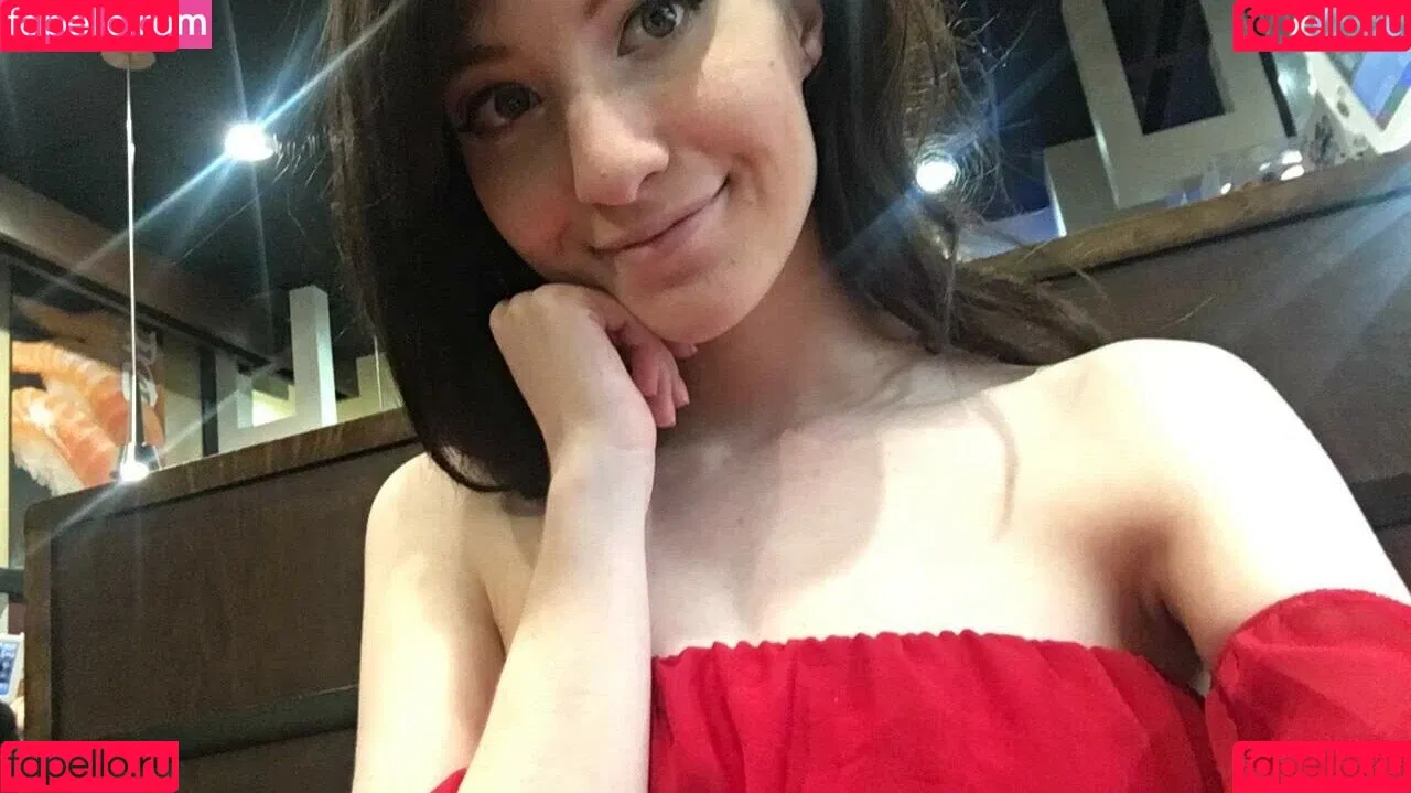 Elizabeth Reed / KawaiiiKitten / KawaiiiKitty / elizabethreed / hi_its_elizabeth_reed Onlyfans Photo Gallery 
