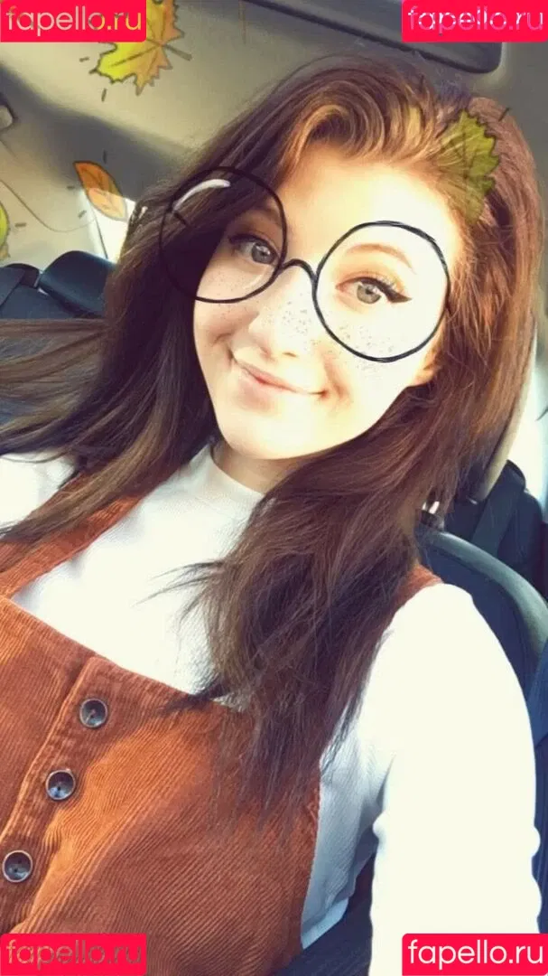 Elizabeth Reed / KawaiiiKitten / KawaiiiKitty / elizabethreed / hi_its_elizabeth_reed Onlyfans Photo Gallery 