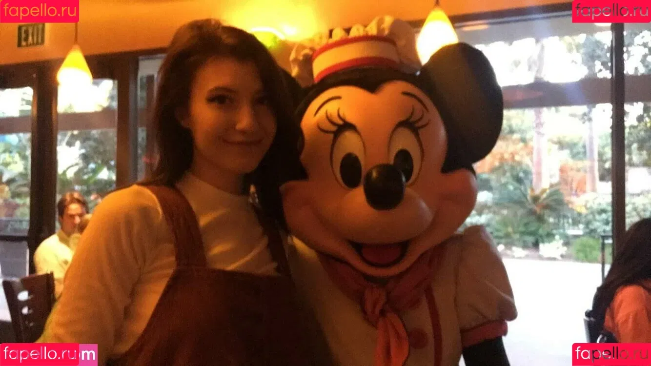 Elizabeth Reed / KawaiiiKitten / KawaiiiKitty / elizabethreed / hi_its_elizabeth_reed Onlyfans Photo Gallery 