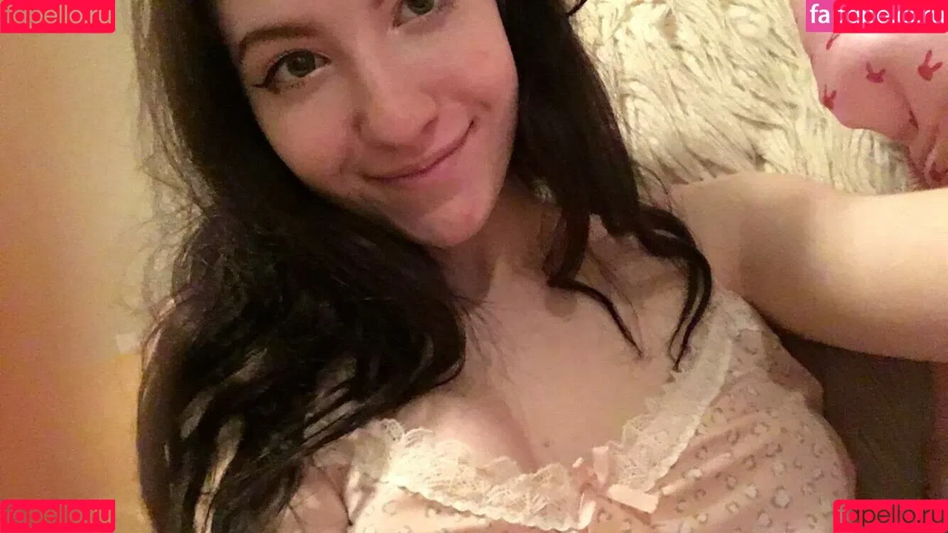 Elizabeth Reed / KawaiiiKitten / KawaiiiKitty / elizabethreed / hi_its_elizabeth_reed Onlyfans Photo Gallery 