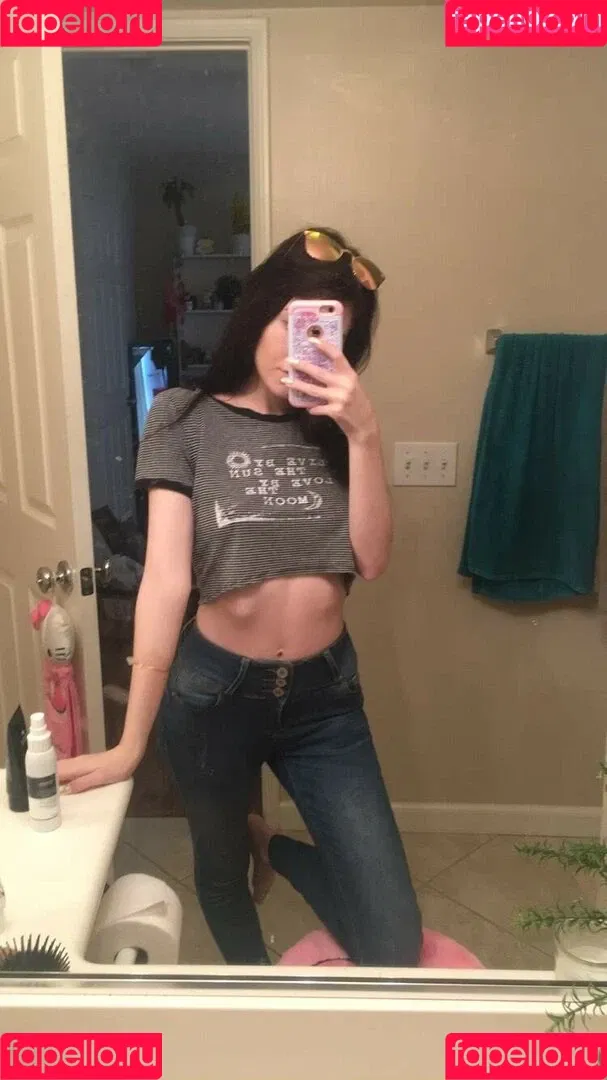 Elizabeth Reed / KawaiiiKitten / KawaiiiKitty / elizabethreed / hi_its_elizabeth_reed Onlyfans Photo Gallery 