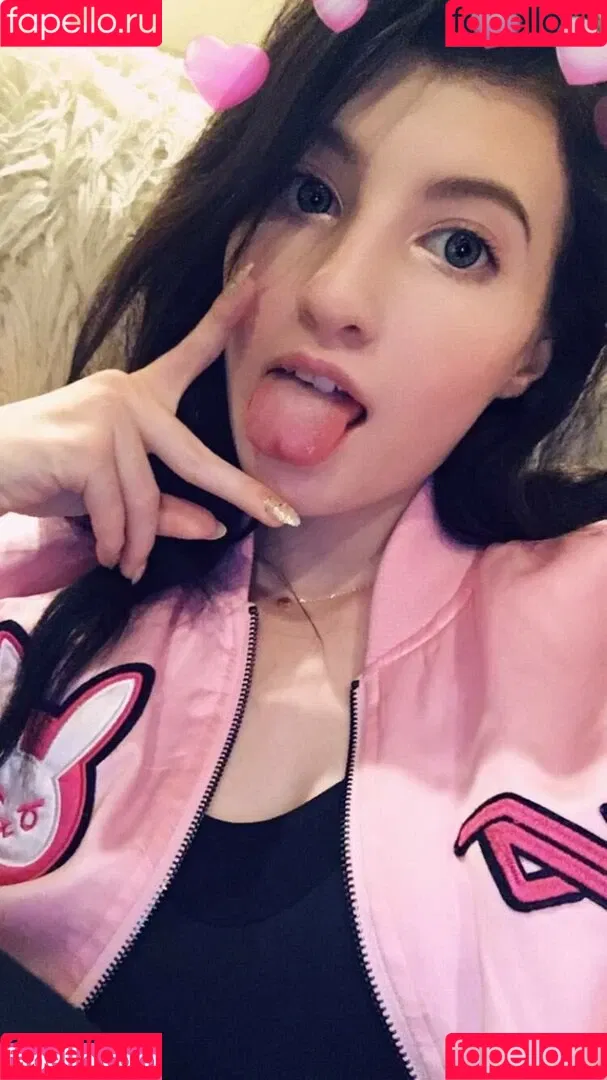 Elizabeth Reed / KawaiiiKitten / KawaiiiKitty / elizabethreed / hi_its_elizabeth_reed Onlyfans Photo Gallery 