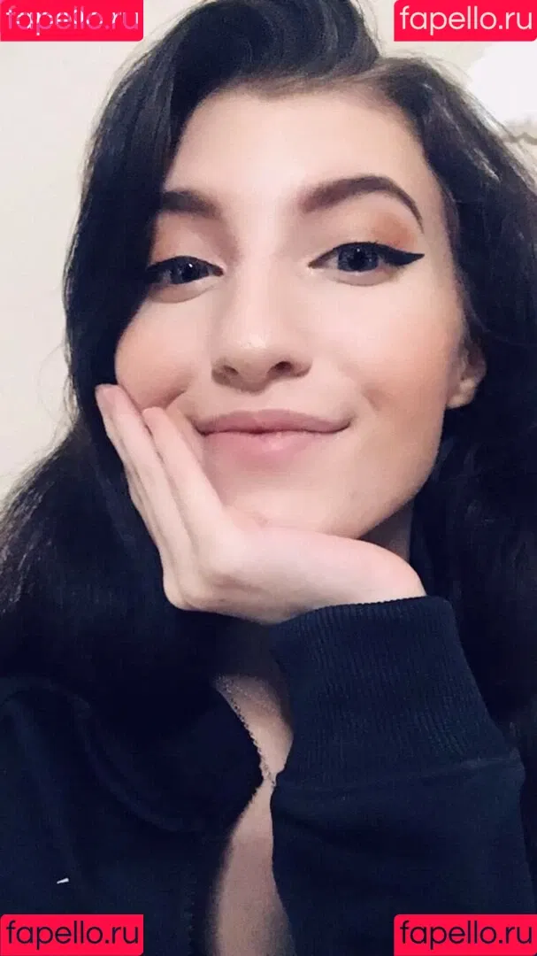 Elizabeth Reed / KawaiiiKitten / KawaiiiKitty / elizabethreed / hi_its_elizabeth_reed Onlyfans Photo Gallery 