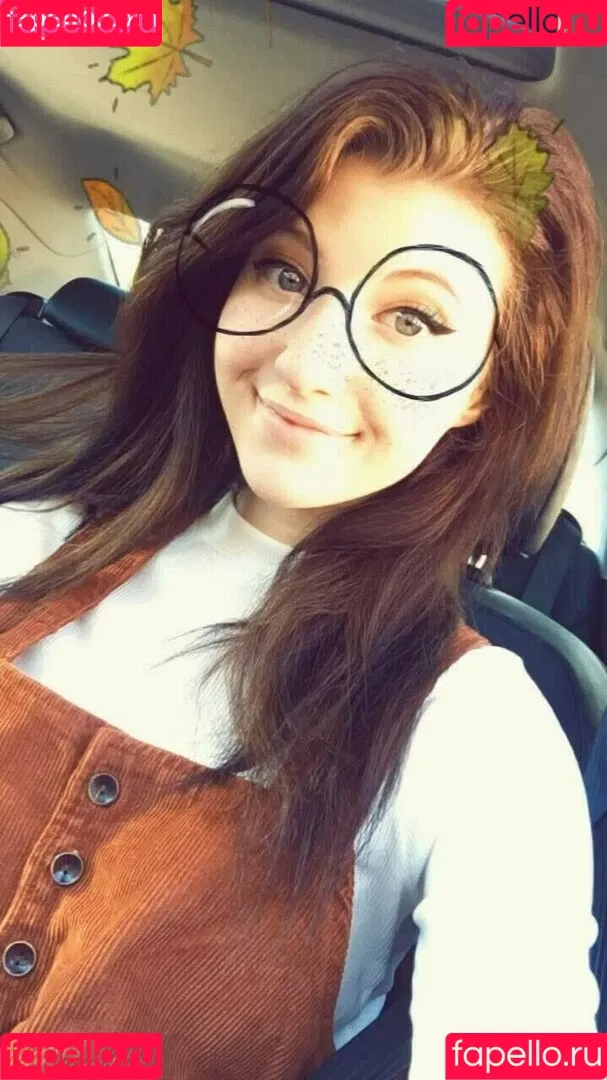 Elizabeth Reed / KawaiiiKitten / KawaiiiKitty / elizabethreed / hi_its_elizabeth_reed Onlyfans Photo Gallery 