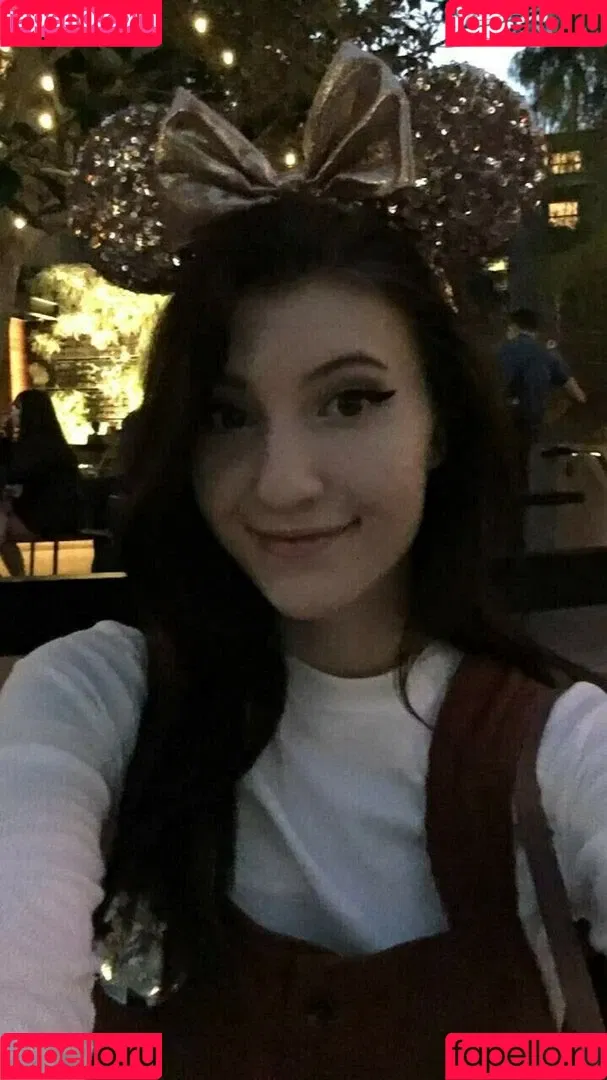 Elizabeth Reed / KawaiiiKitten / KawaiiiKitty / elizabethreed / hi_its_elizabeth_reed Onlyfans Photo Gallery 