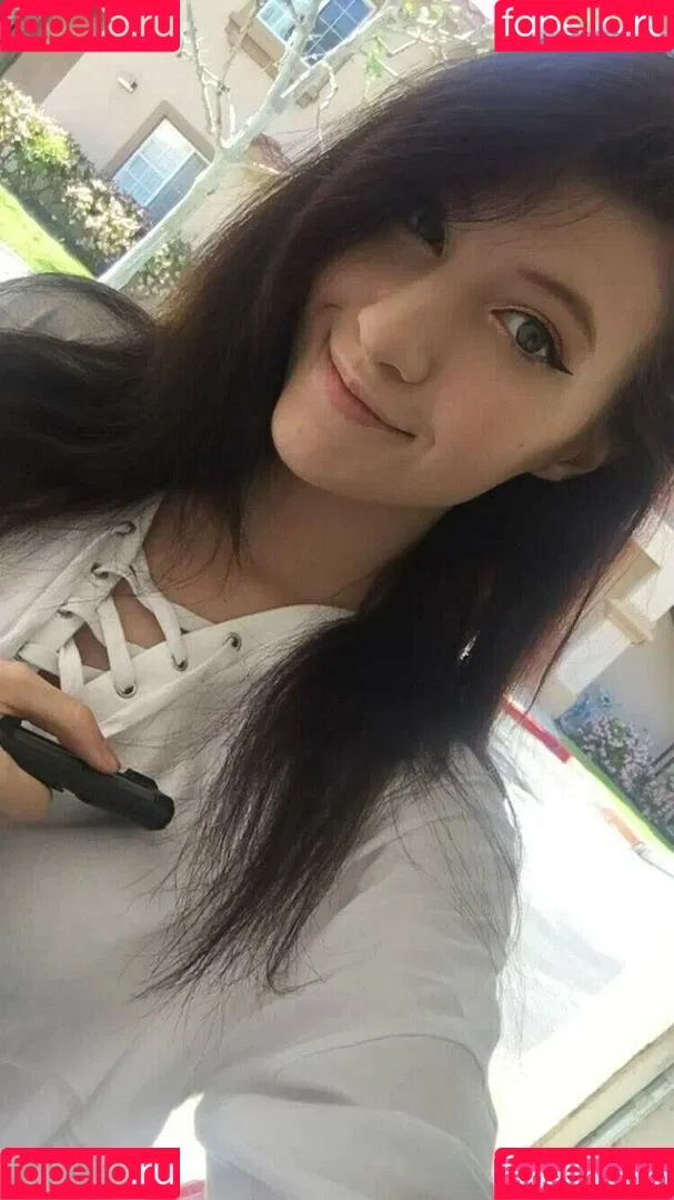 Elizabeth Reed / KawaiiiKitten / KawaiiiKitty / elizabethreed / hi_its_elizabeth_reed Onlyfans Photo Gallery 