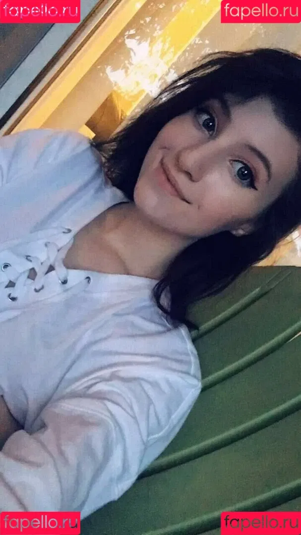 Elizabeth Reed / KawaiiiKitten / KawaiiiKitty / elizabethreed / hi_its_elizabeth_reed Onlyfans Photo Gallery 