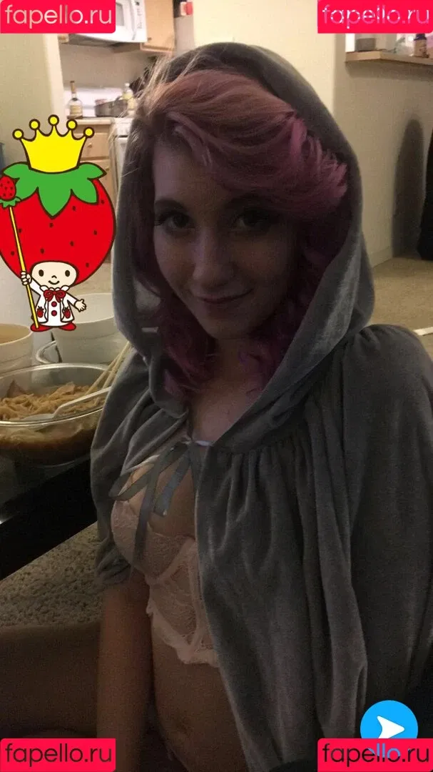 Elizabeth Reed / KawaiiiKitten / KawaiiiKitty / elizabethreed / hi_its_elizabeth_reed Onlyfans Photo Gallery 