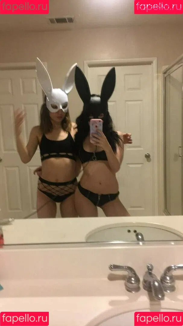 Elizabeth Reed / KawaiiiKitten / KawaiiiKitty / elizabethreed / hi_its_elizabeth_reed Onlyfans Photo Gallery 