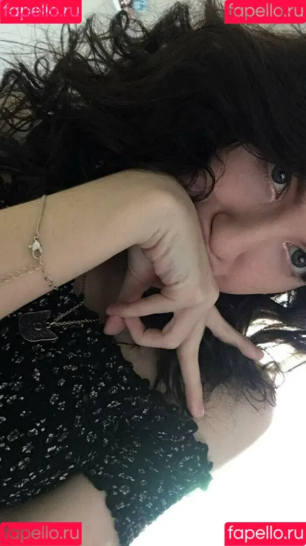 Elizabeth Reed / KawaiiiKitten / KawaiiiKitty / elizabethreed / hi_its_elizabeth_reed Onlyfans Photo Gallery 