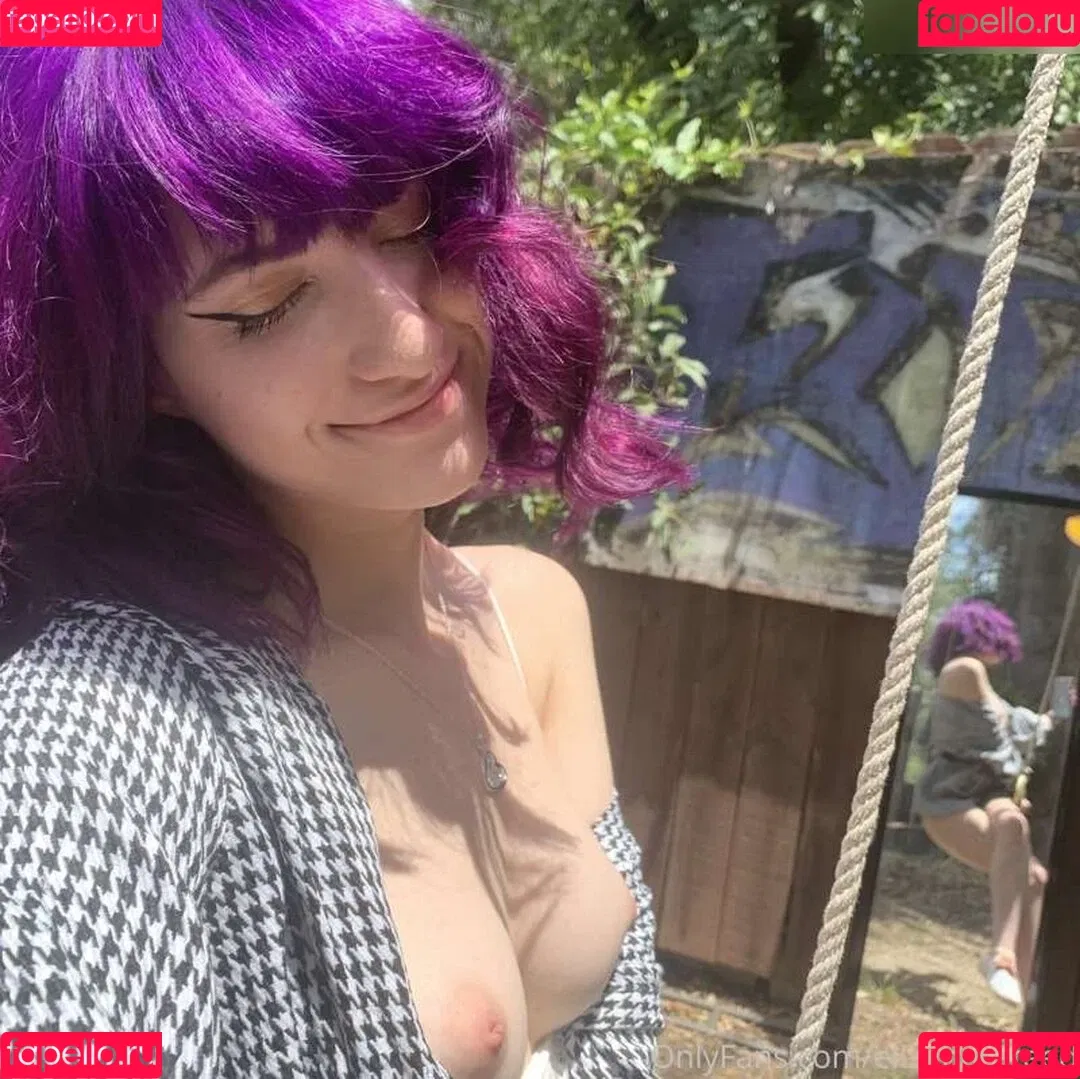 Elizabeth Reed / KawaiiiKitten / KawaiiiKitty / elizabethreed / hi_its_elizabeth_reed Onlyfans Photo Gallery 