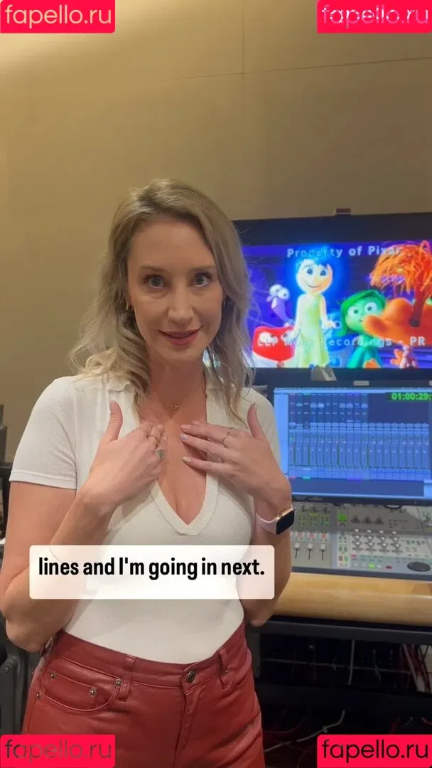 Maude Garrett / geekbomb / https: / maudegarrett Onlyfans Photo Gallery 