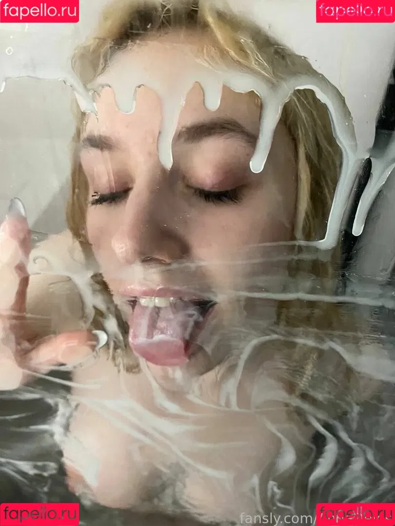 Anna Delos / AnnaDelos / annaadelos Onlyfans Photo Gallery 