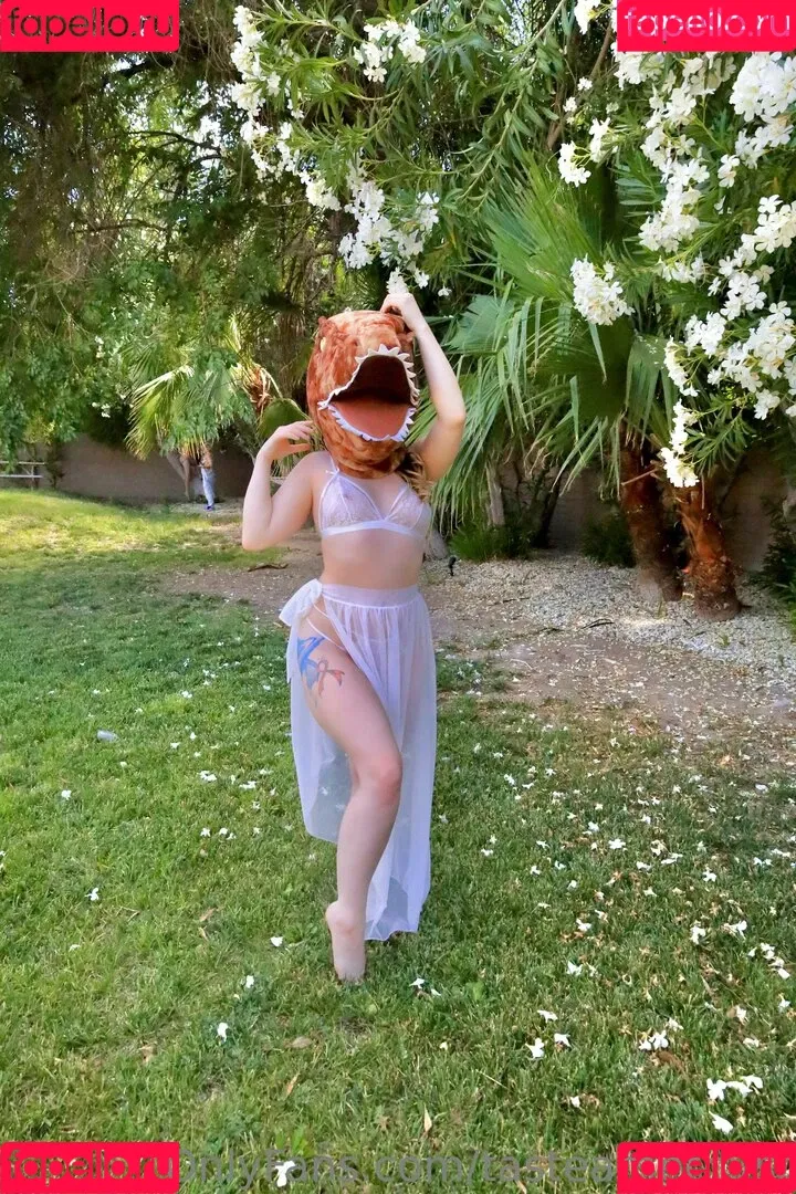 tasteamethyst / tasteofamethyst Onlyfans Photo Gallery 
