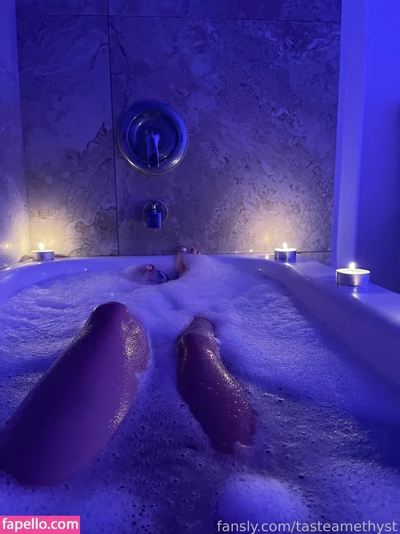 tasteamethyst / tasteofamethyst Onlyfans Photo Gallery 