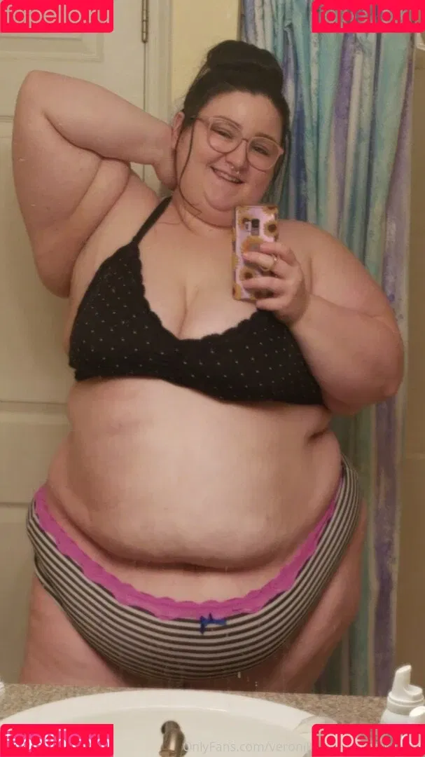 veronikajade / veronikaxjade Onlyfans Photo Gallery 