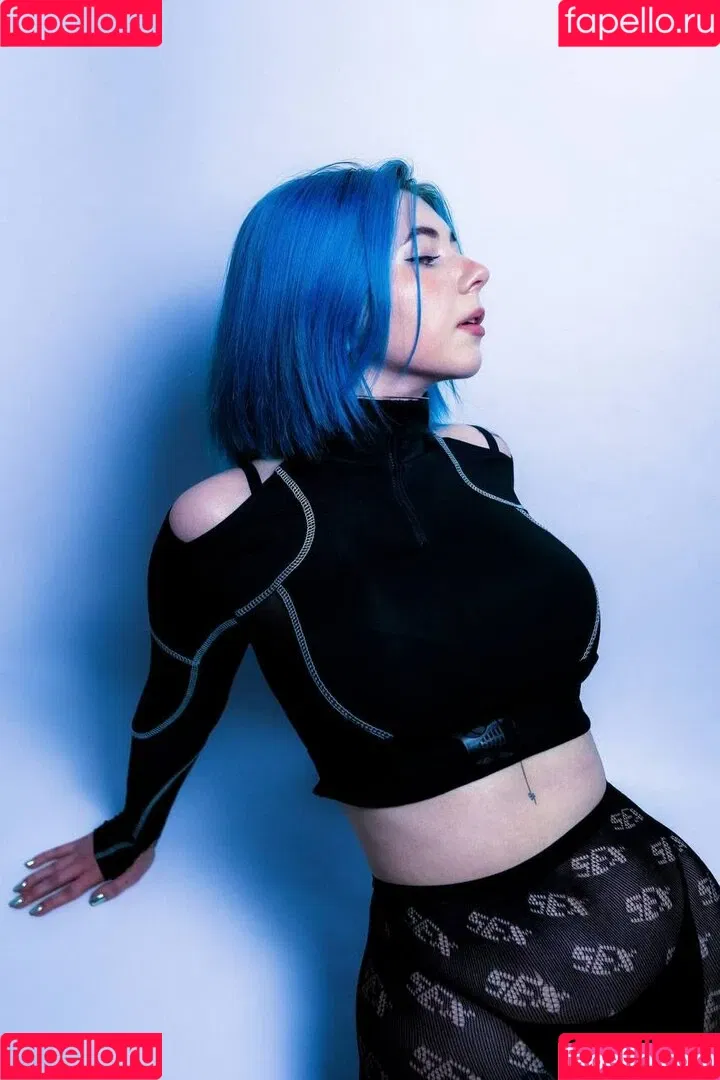Vixenp / officialvixenv Onlyfans Photo Gallery 