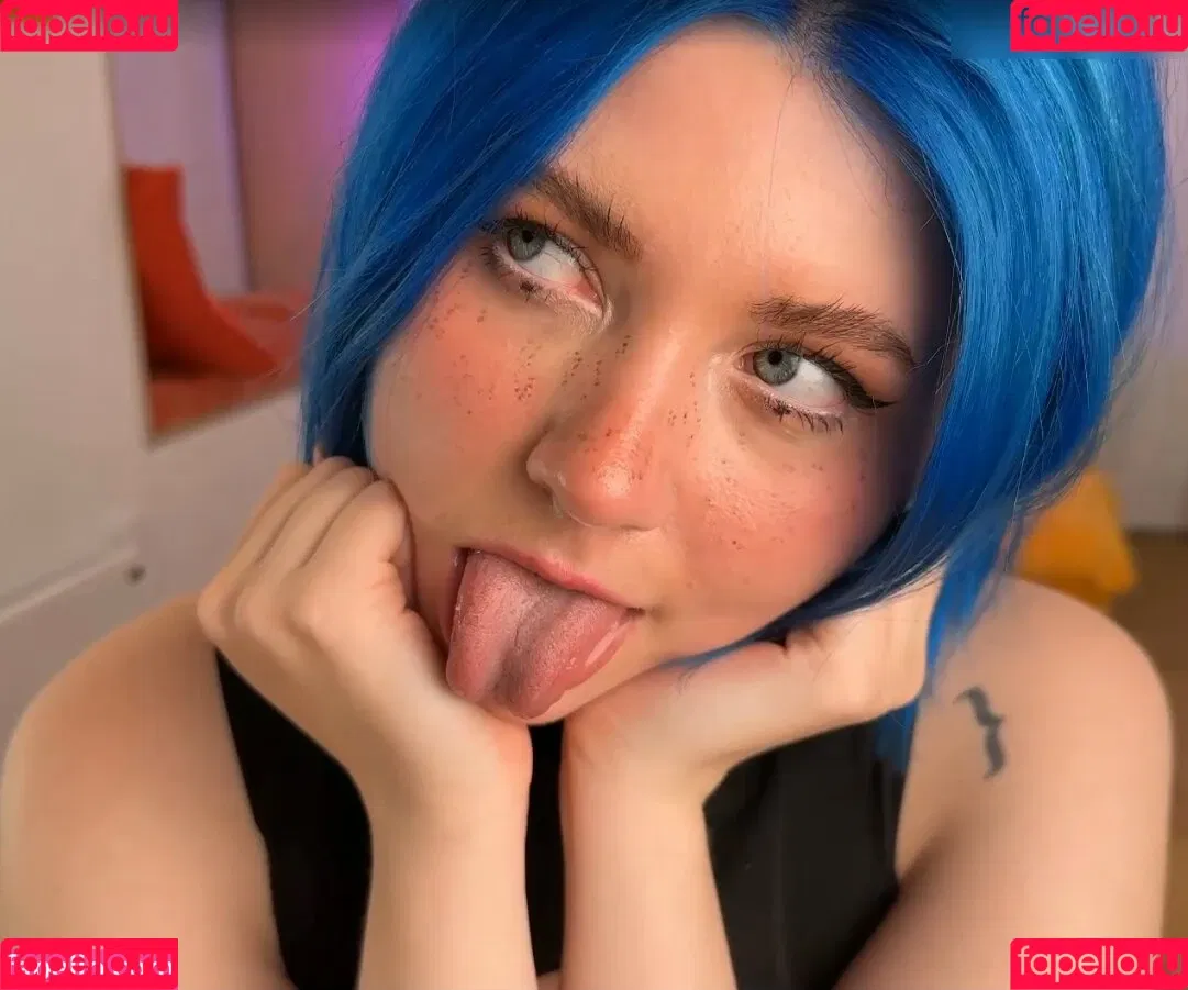 Vixenp / officialvixenv Onlyfans Photo Gallery 