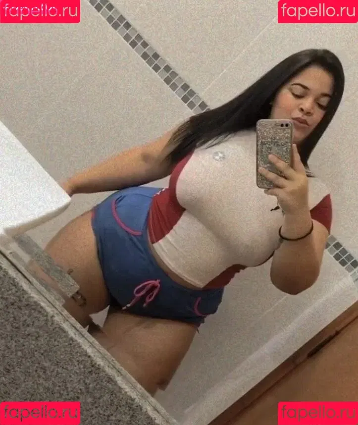 gabyguterres2021 / lauratavora / umapave Onlyfans Photo Gallery 