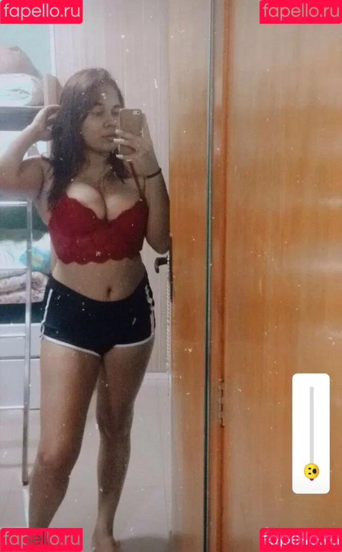 gabyguterres2021 / lauratavora / umapave Onlyfans Photo Gallery 