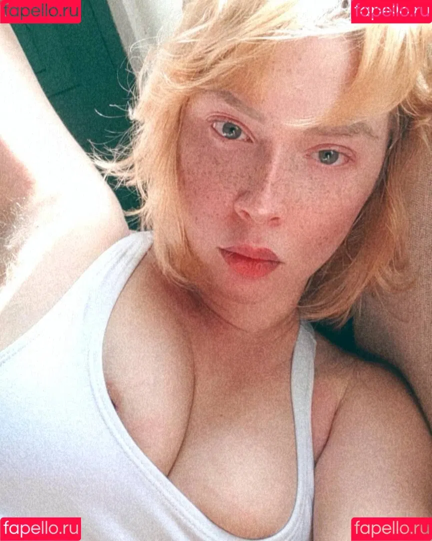 gabyguterres2021 / lauratavora / umapave Onlyfans Photo Gallery 