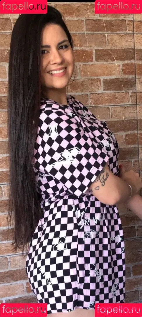 gabyguterres2021 / lauratavora / umapave Onlyfans Photo Gallery 