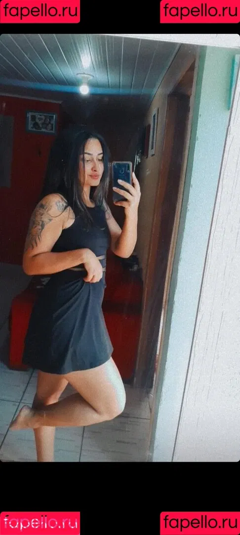 gabyguterres2021 / lauratavora / umapave Onlyfans Photo Gallery 