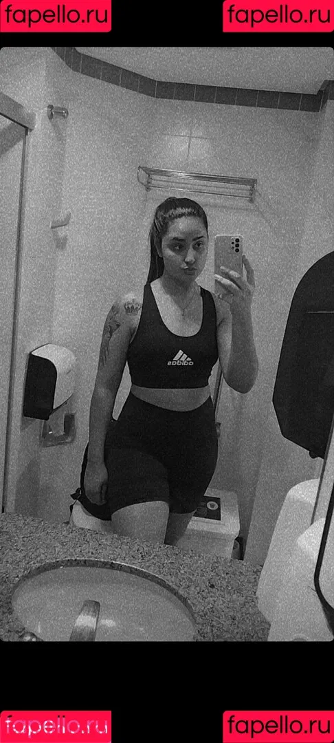gabyguterres2021 / lauratavora / umapave Onlyfans Photo Gallery 