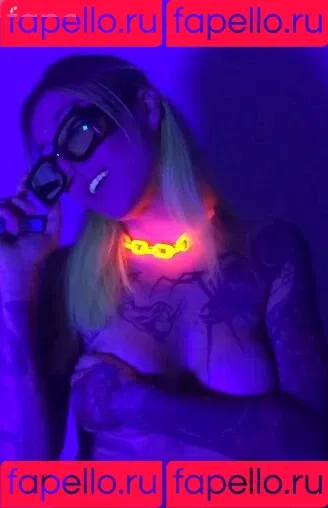 gabyguterres2021 / lauratavora / umapave Onlyfans Photo Gallery 
