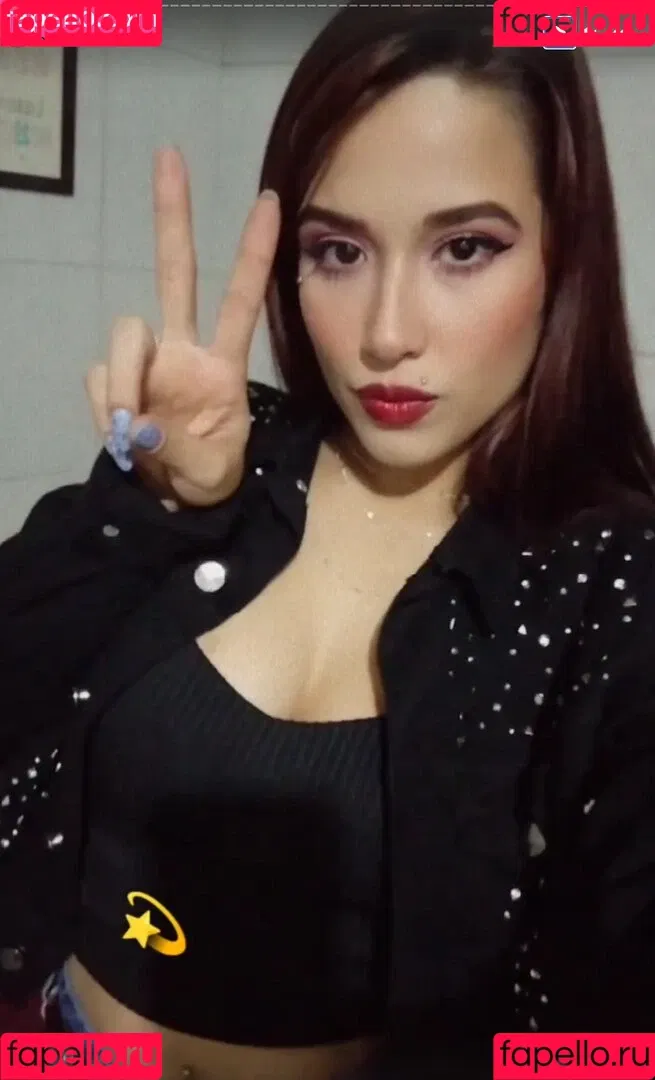 gabyguterres2021 / lauratavora / umapave Onlyfans Photo Gallery 