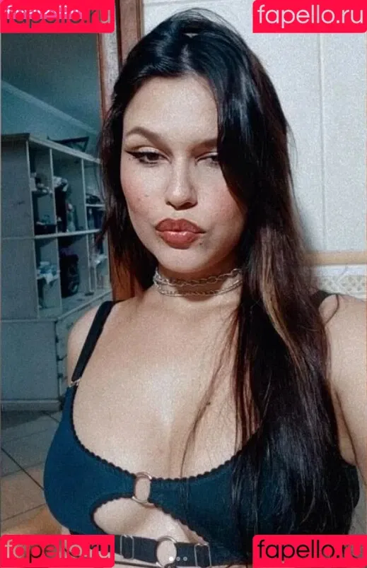 gabyguterres2021 / lauratavora / umapave Onlyfans Photo Gallery 