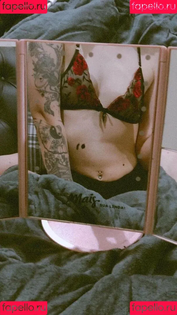 gabyguterres2021 / lauratavora / umapave Onlyfans Photo Gallery 