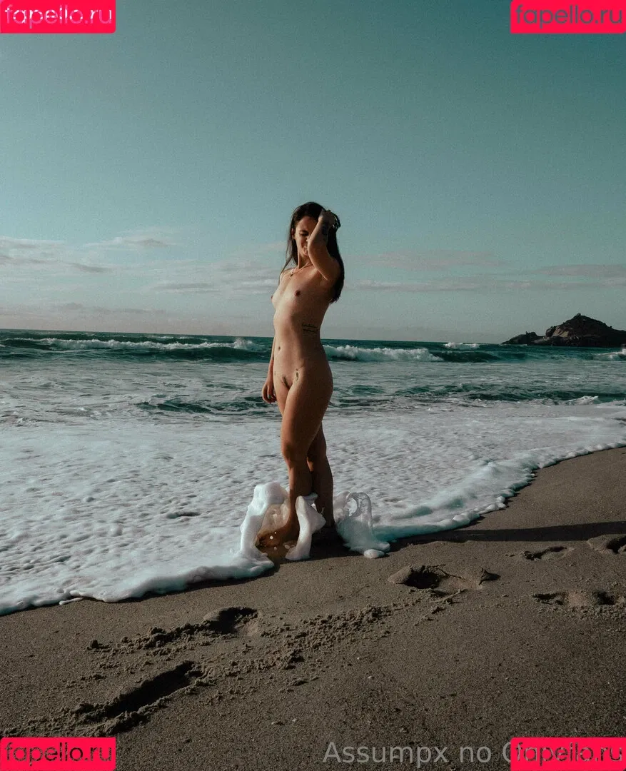 gabyguterres2021 / lauratavora / umapave Onlyfans Photo Gallery 