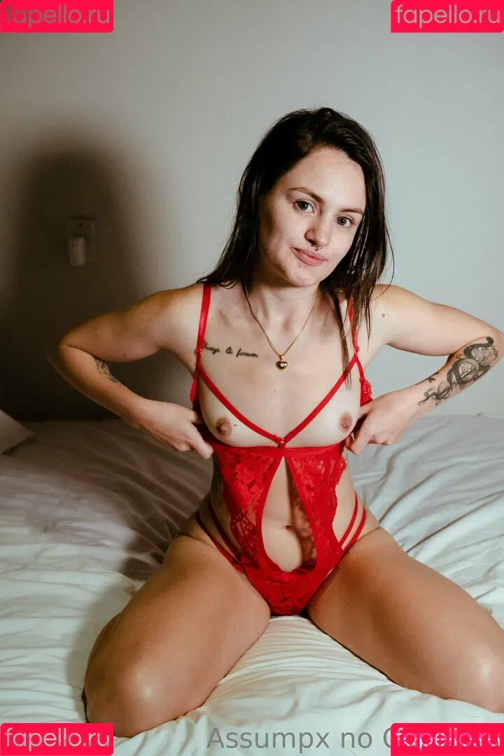 gabyguterres2021 / lauratavora / umapave Onlyfans Photo Gallery 