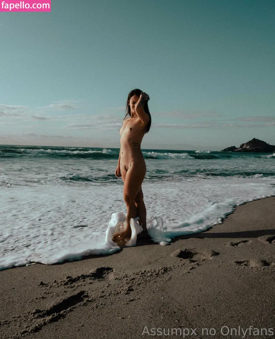 gabyguterres2021 / lauratavora / umapave Onlyfans Photo Gallery 