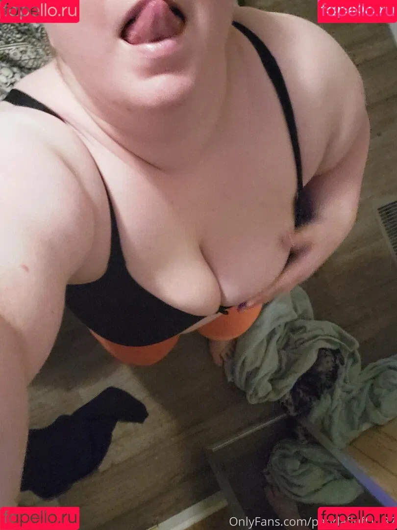 a_marie_art / pandafluff1137 Onlyfans Photo Gallery 