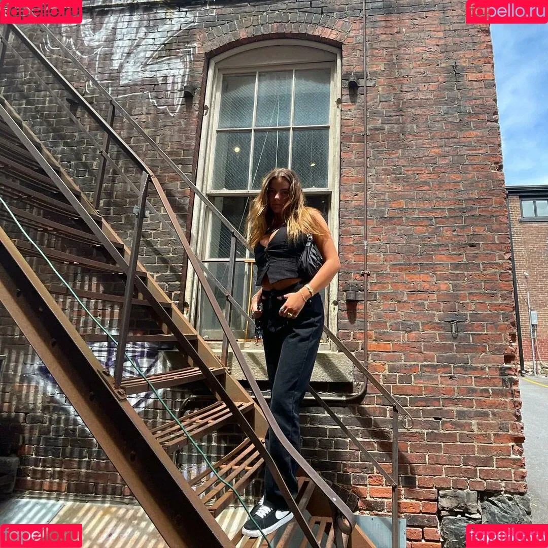 Lola Dubrul / loladubrul Onlyfans Photo Gallery 