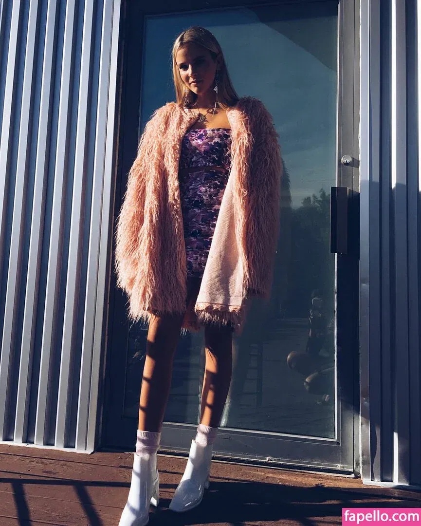 Lola Dubrul / loladubrul Onlyfans Photo Gallery 