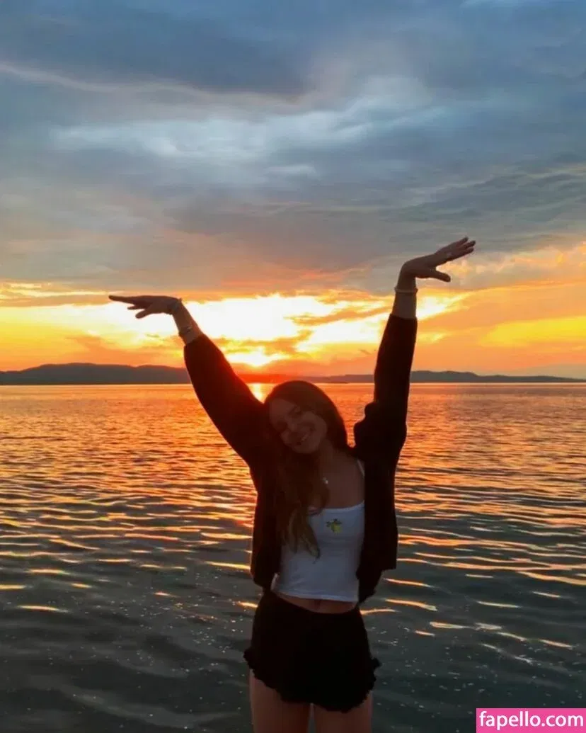 Lola Dubrul / loladubrul Onlyfans Photo Gallery 