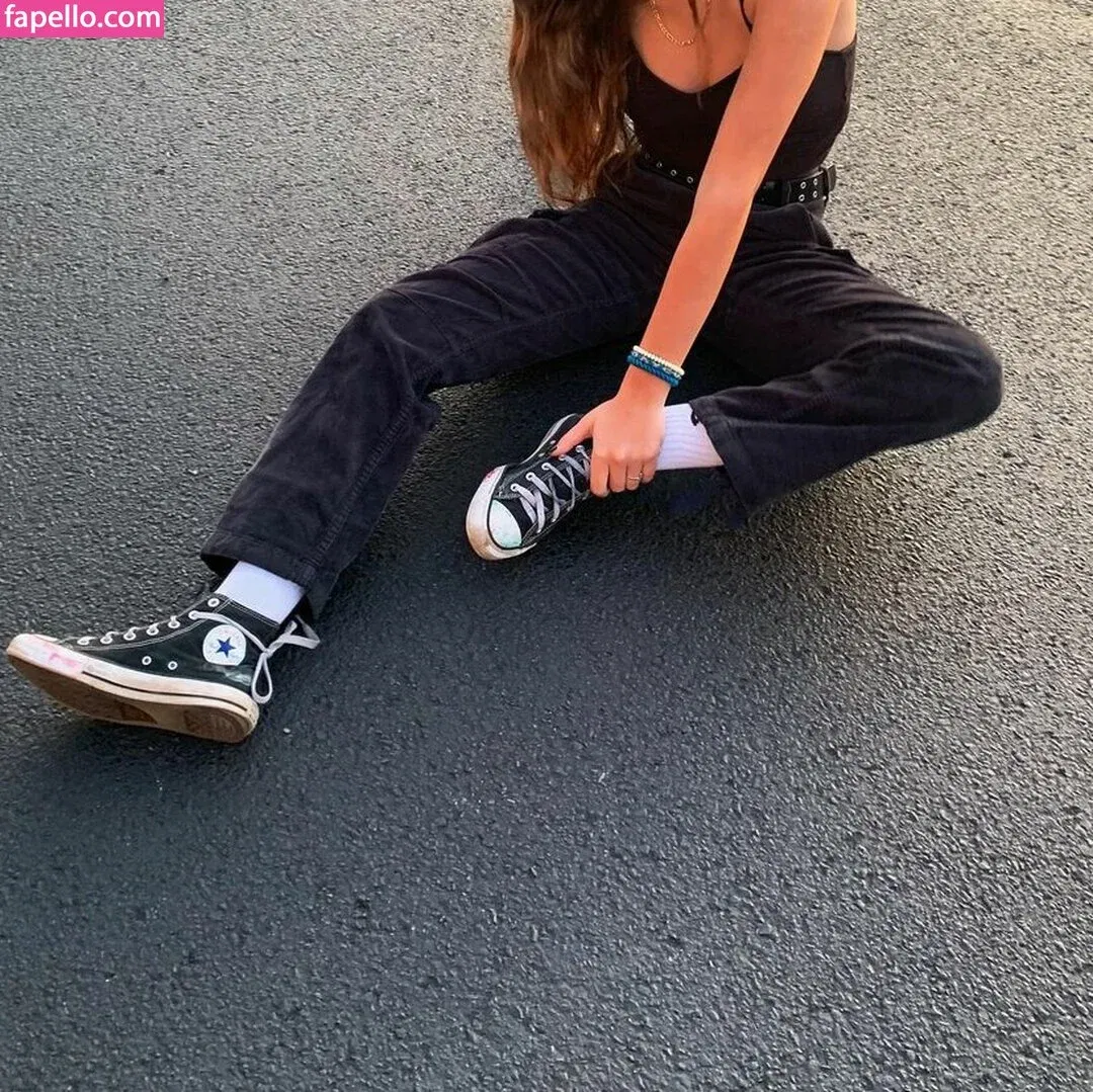 Lola Dubrul / loladubrul Onlyfans Photo Gallery 