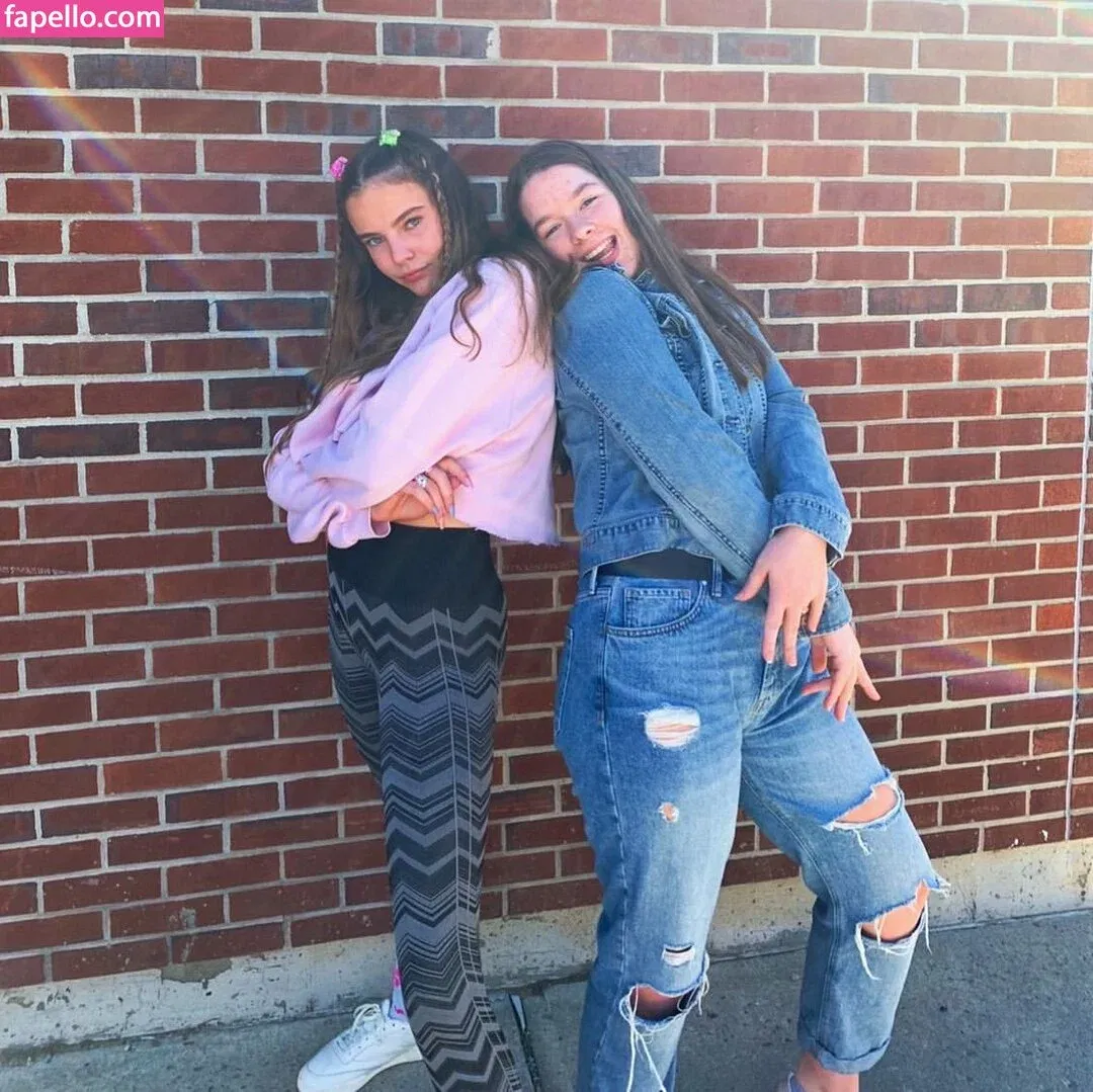 Lola Dubrul / loladubrul Onlyfans Photo Gallery 