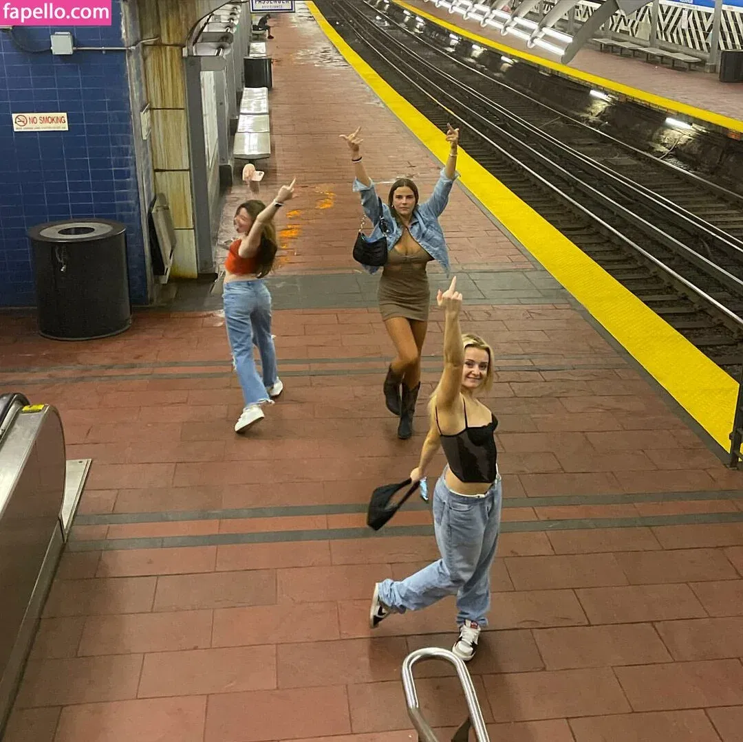 Lola Dubrul / loladubrul Onlyfans Photo Gallery 