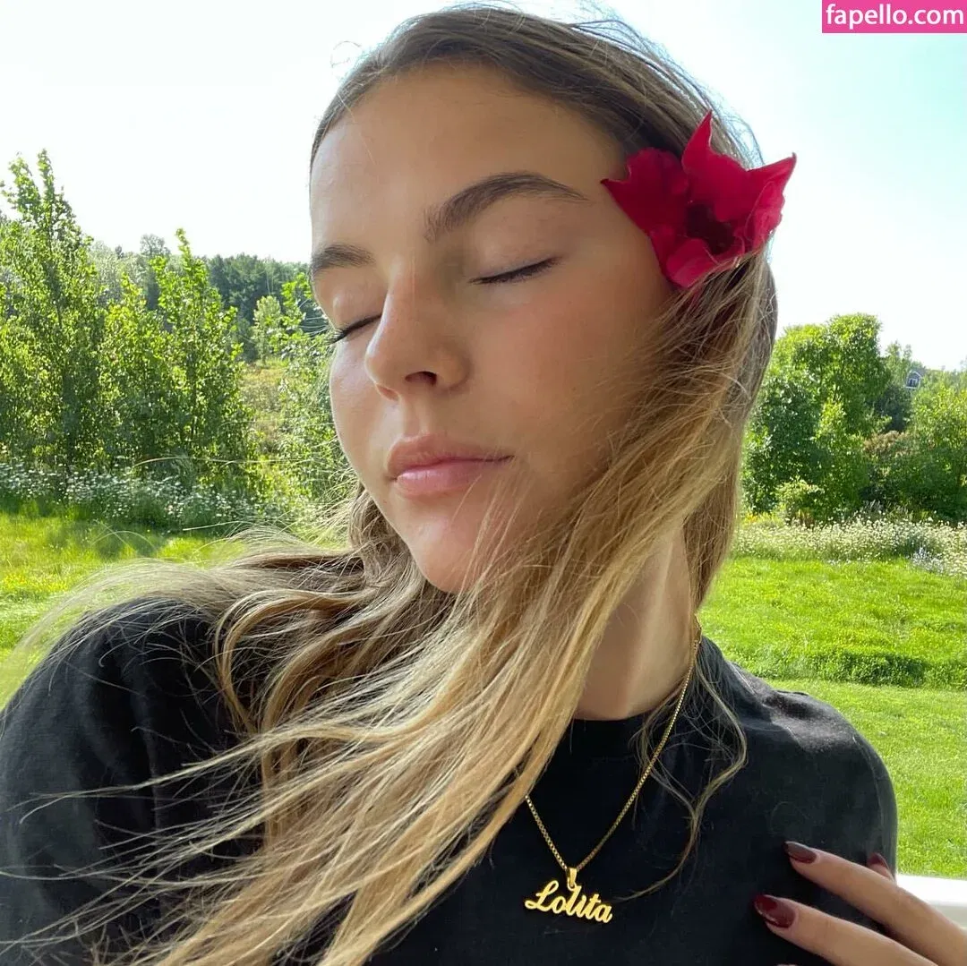 Lola Dubrul / loladubrul Onlyfans Photo Gallery 