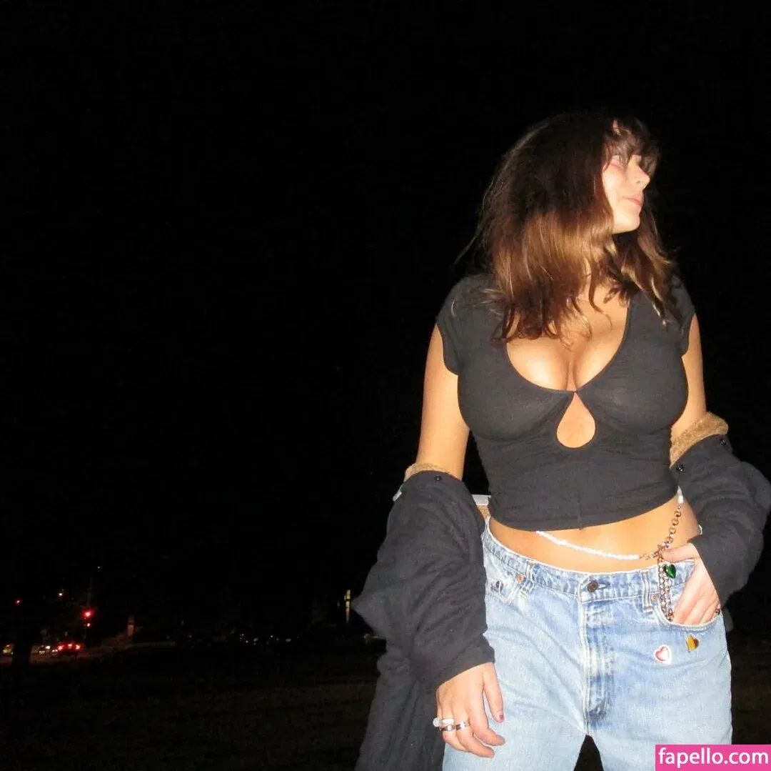 Lola Dubrul / loladubrul Onlyfans Photo Gallery 