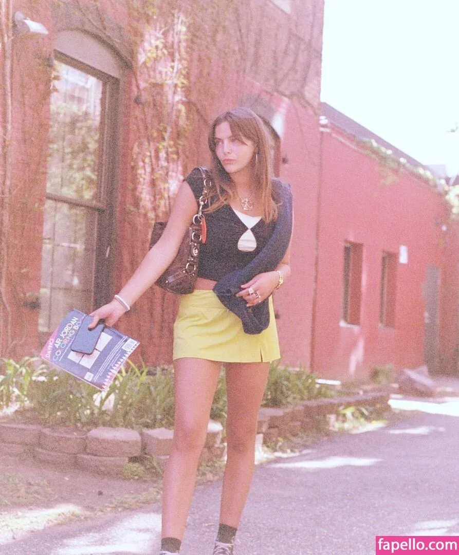 Lola Dubrul / loladubrul Onlyfans Photo Gallery 