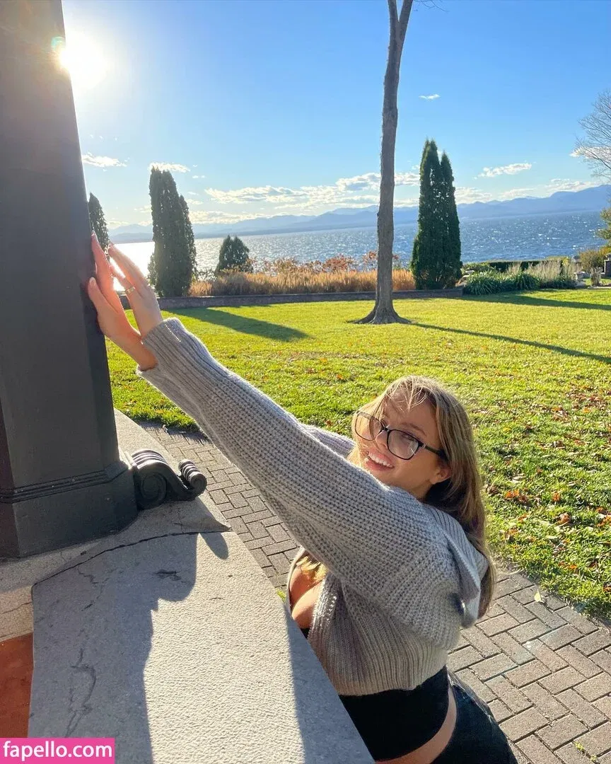 Lola Dubrul / loladubrul Onlyfans Photo Gallery 